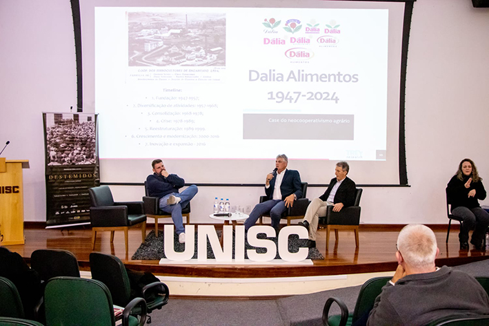 Lançamento da segunda edição do livro “Destemidos” na Unisc reflete a importância do cooperativismo na região  