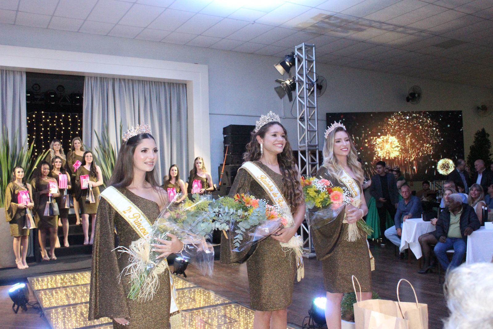 Kerly, Júlia e Érica formam a nova corte de Roca Sales