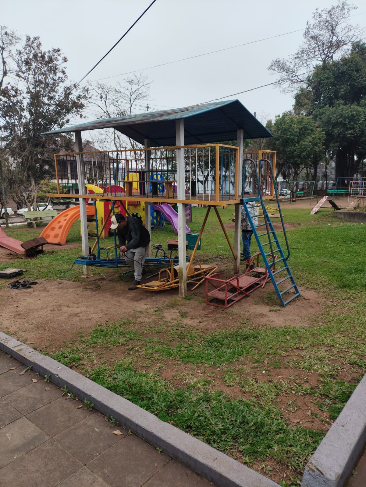 Roca Sales realiza reestruturação da Praça da Matriz para tornar mais inclusiva para todas as crianças