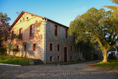 Conheça as belezas arquitetônicas e  naturais do município de Cotiporã